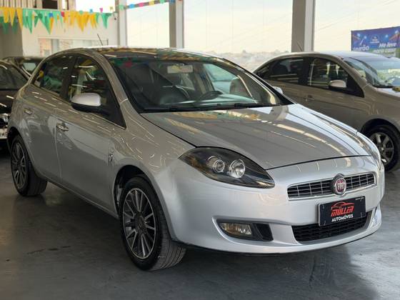 FIAT BRAVO 1.8 ABSOLUTE 16V FLEX 4P MANUAL